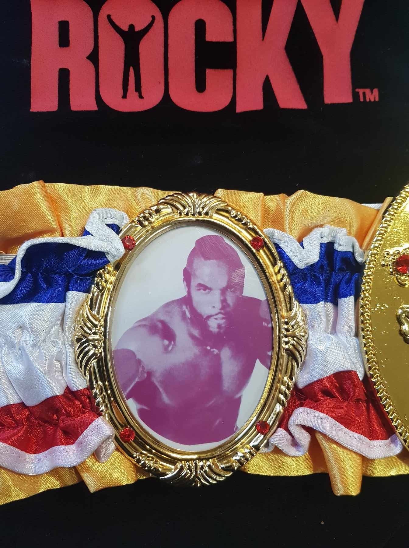 Rocky - Championship Belt - Hollywood Collectibles Group - 104 CM – Limitata a 1976 Pezzi