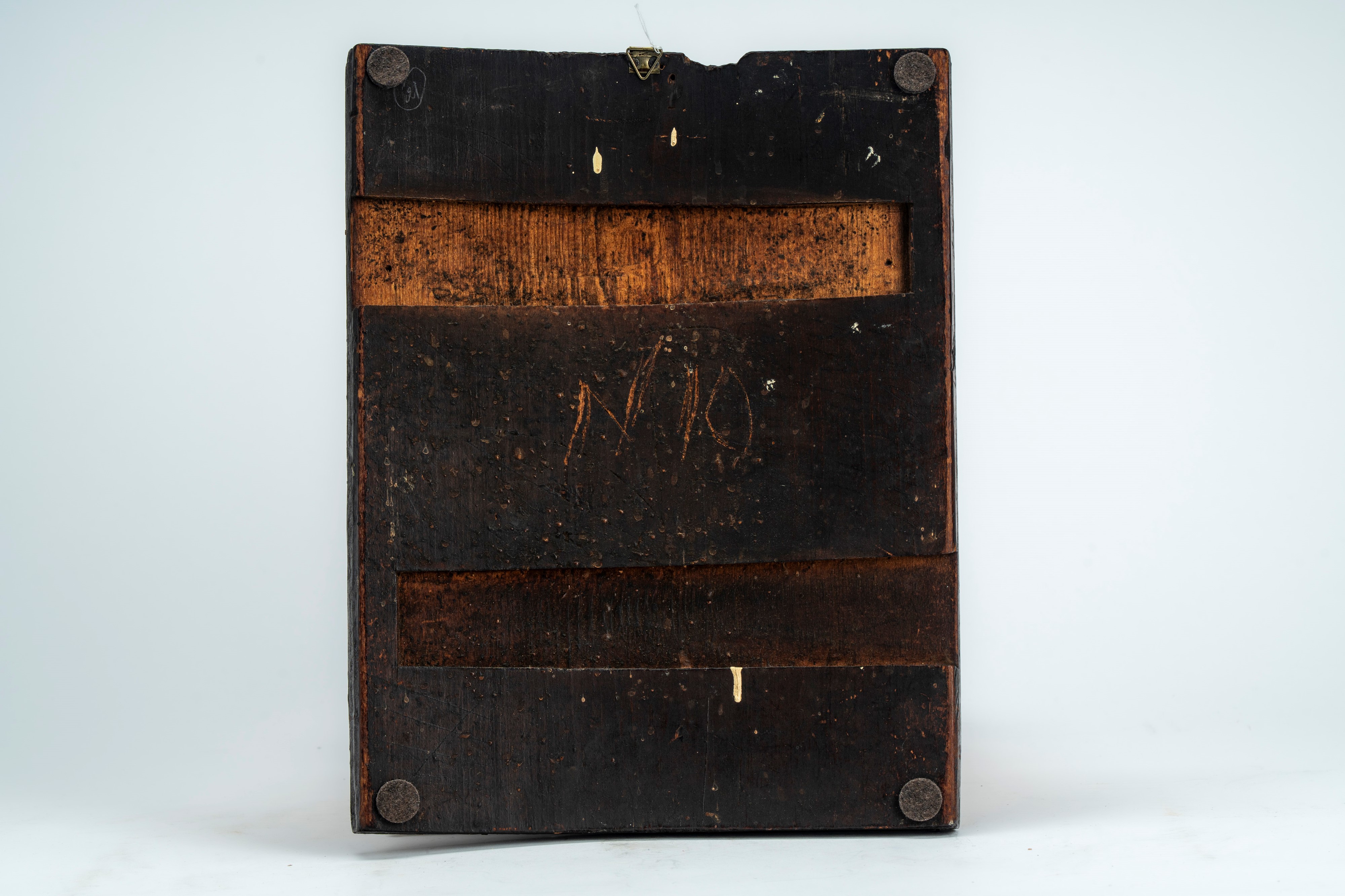 Tre icone su tavola: una raffigurante la Madonna del Roveto Ardente, una mariana quadripartita e ...