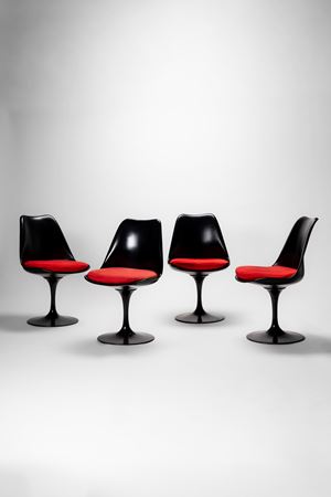 Set di quattro sedie modello Tulip