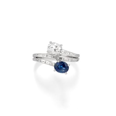 Anello con Zaffiro e Diamanti