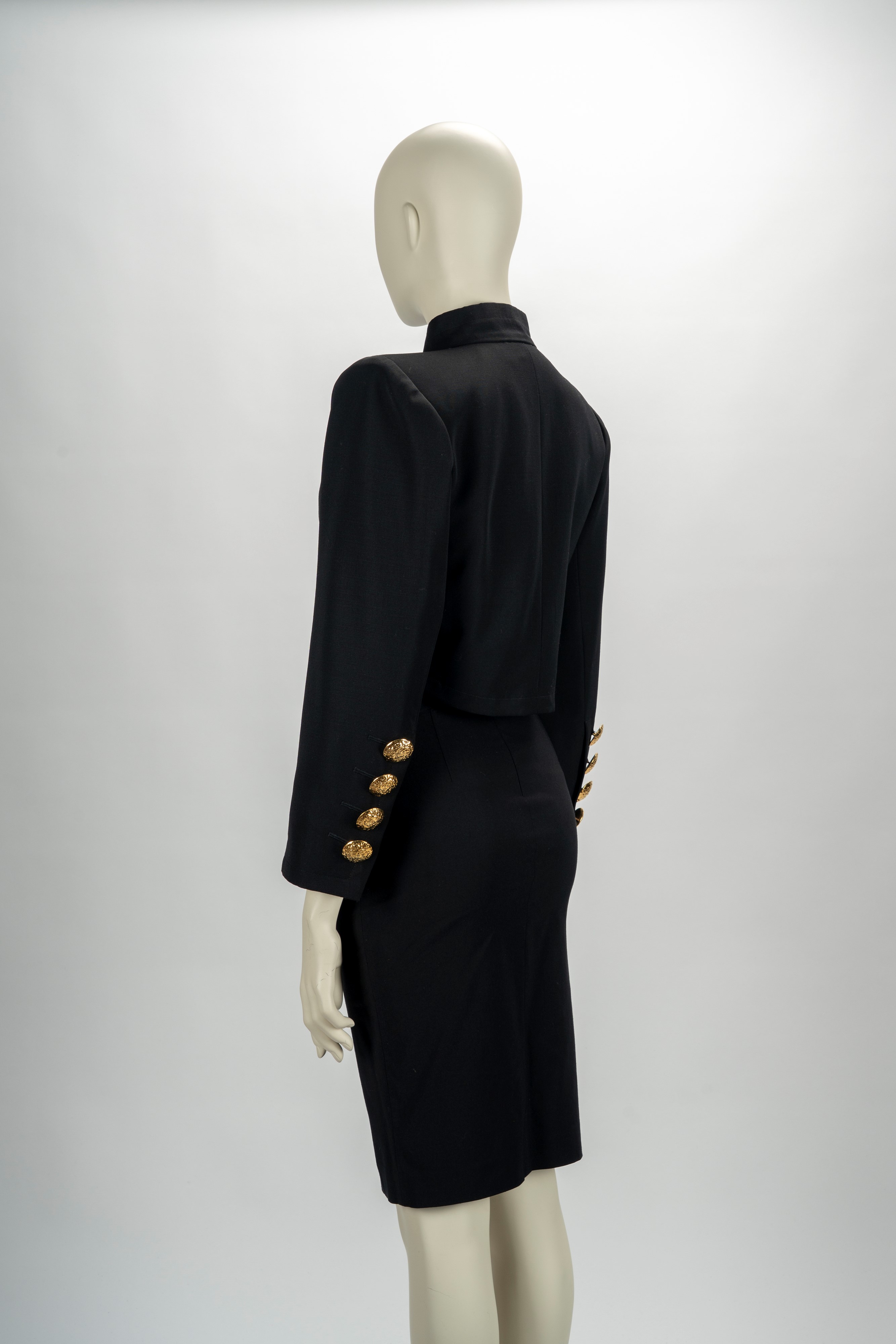 Yves Saint Laurent Rive Gauche - Giacca corta in lana nera con bottoni gioiello