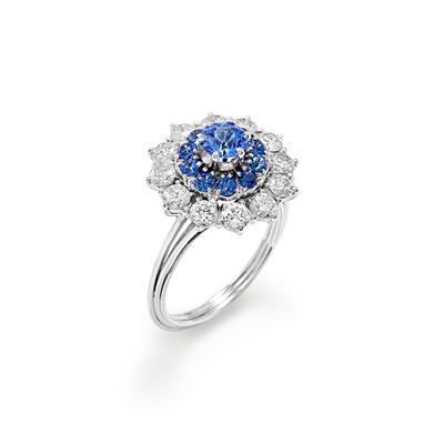 Anello in oro bianco 18k con zaffiri e diamanti