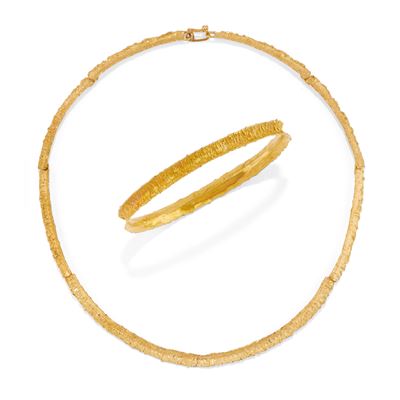 Demi-parure