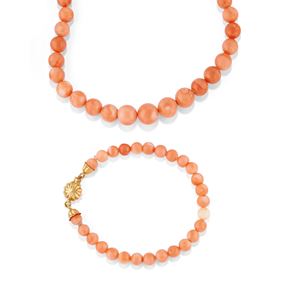 Coral demi-parure