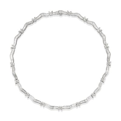 Collana in oro bianco 18k con diamanti taglio baguette e navette