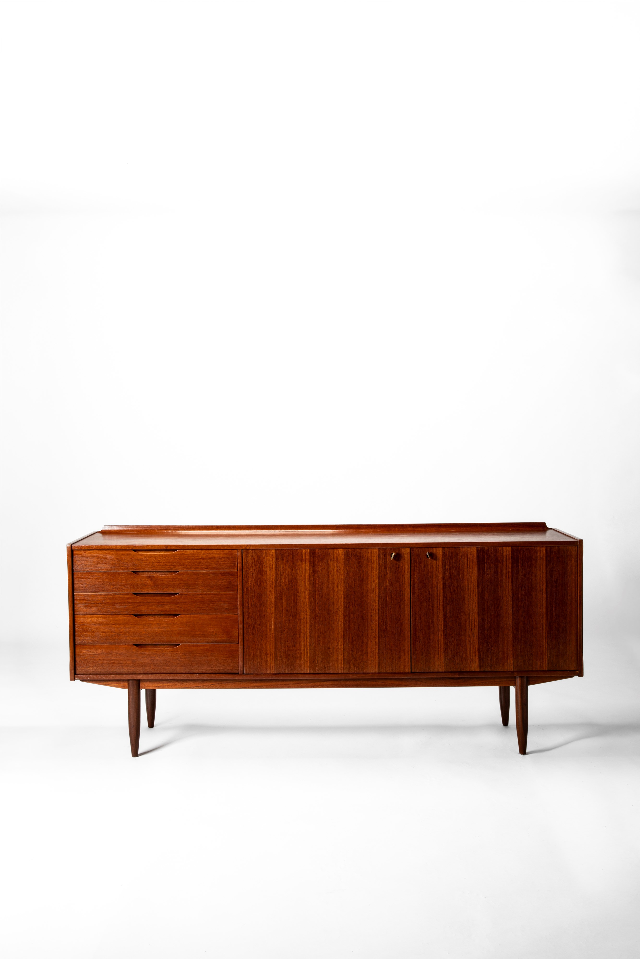 Credenza