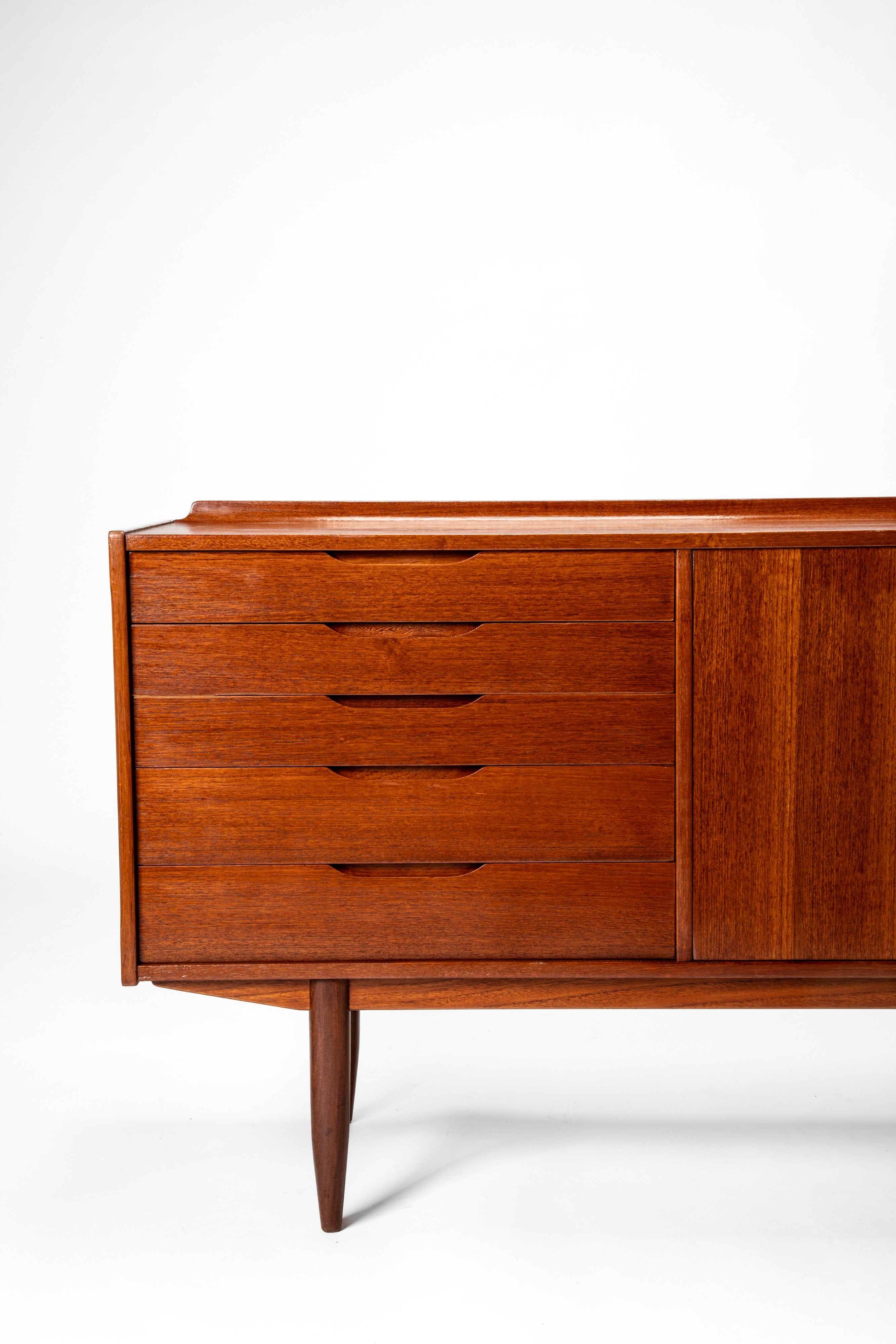 Credenza