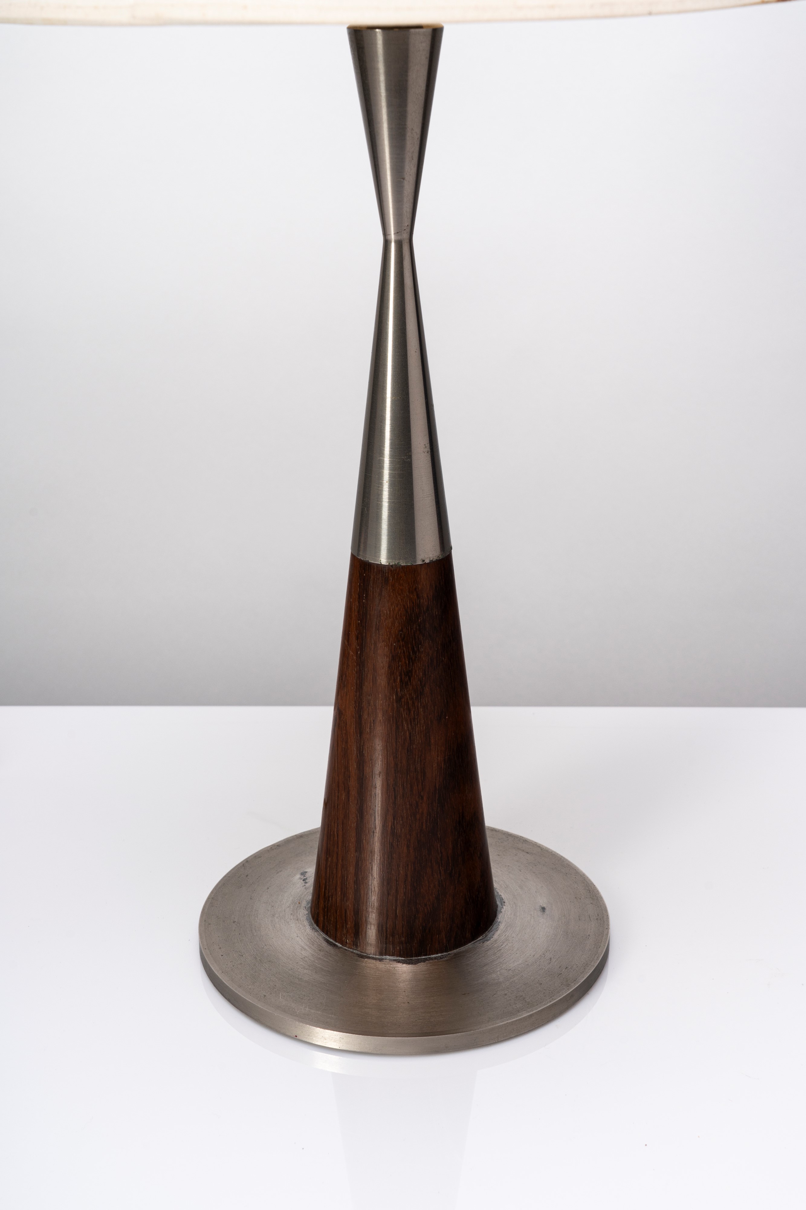 Lampada da tavolo modello no. 8058