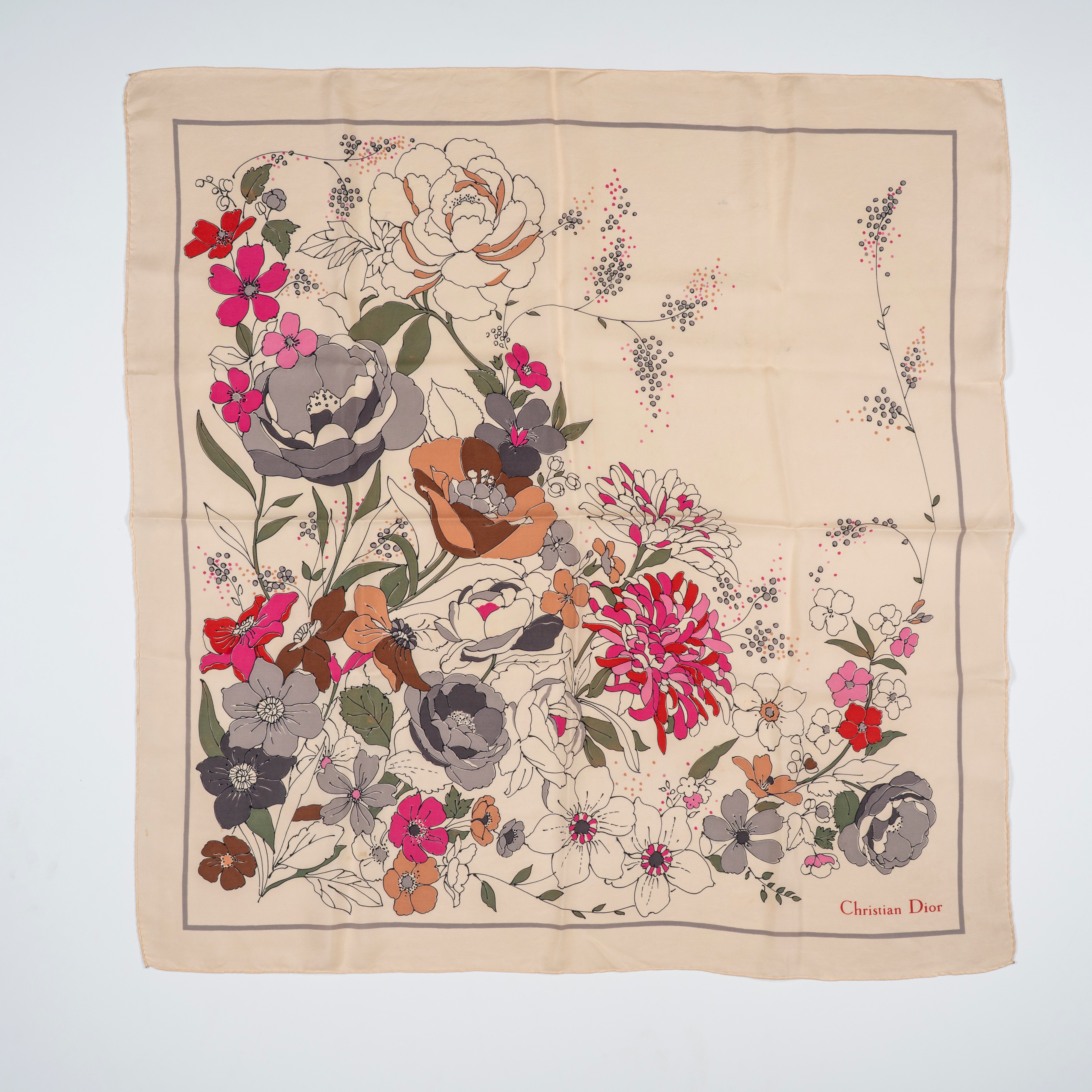 Gucci e Dior - Lotto di due foulard in seta