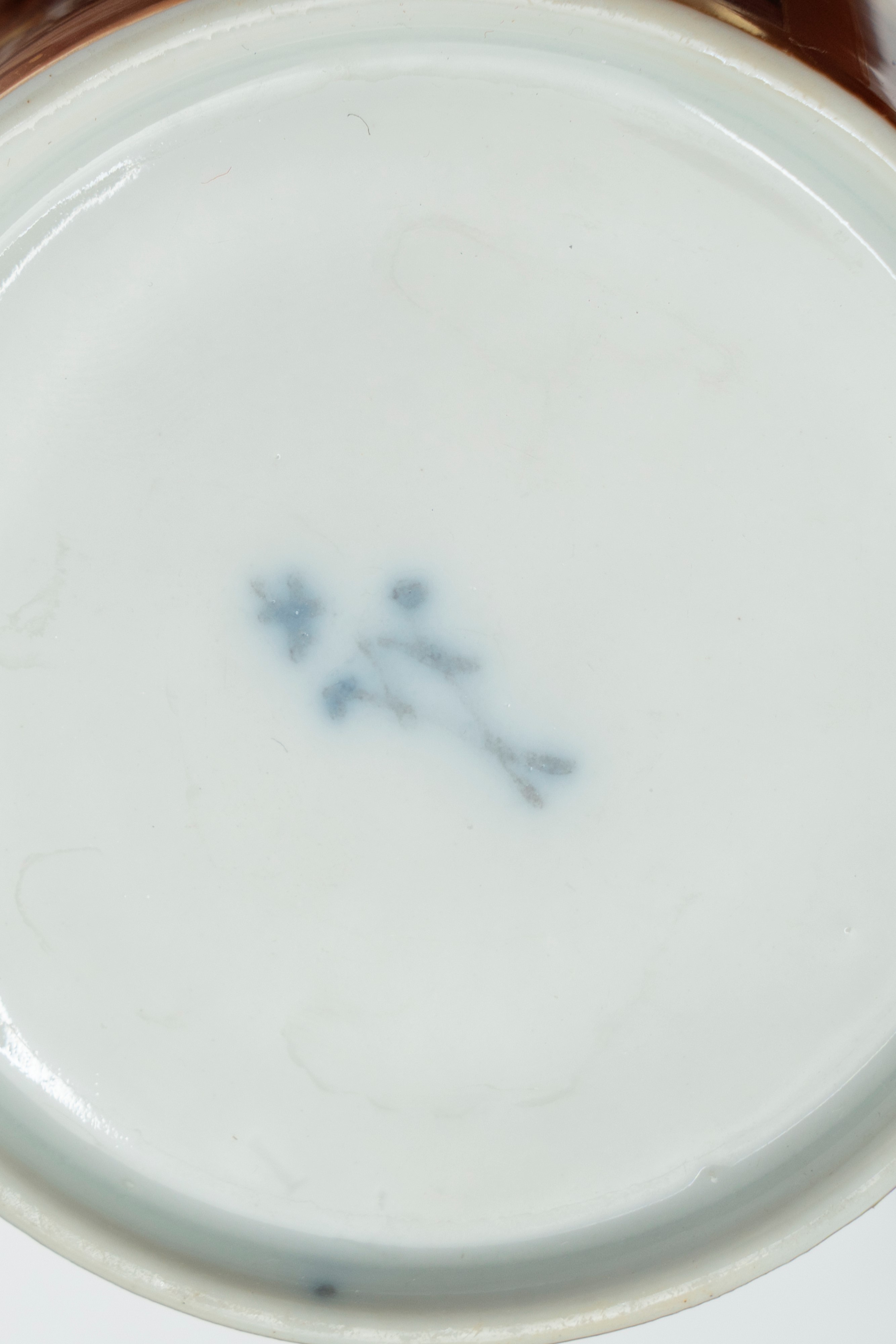 Servizio da Caffè in Porcellana Dorata e Policroma, Composto da Caffettiera, Zuccheriera, Lattier...