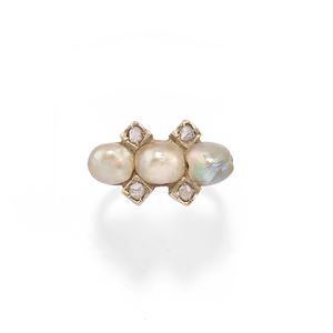 Anello con perle