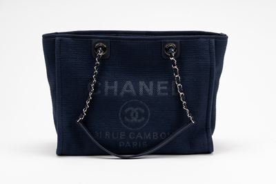 Borsa Deauville, tessuto blu con doppia tracolla in metallo e pelle