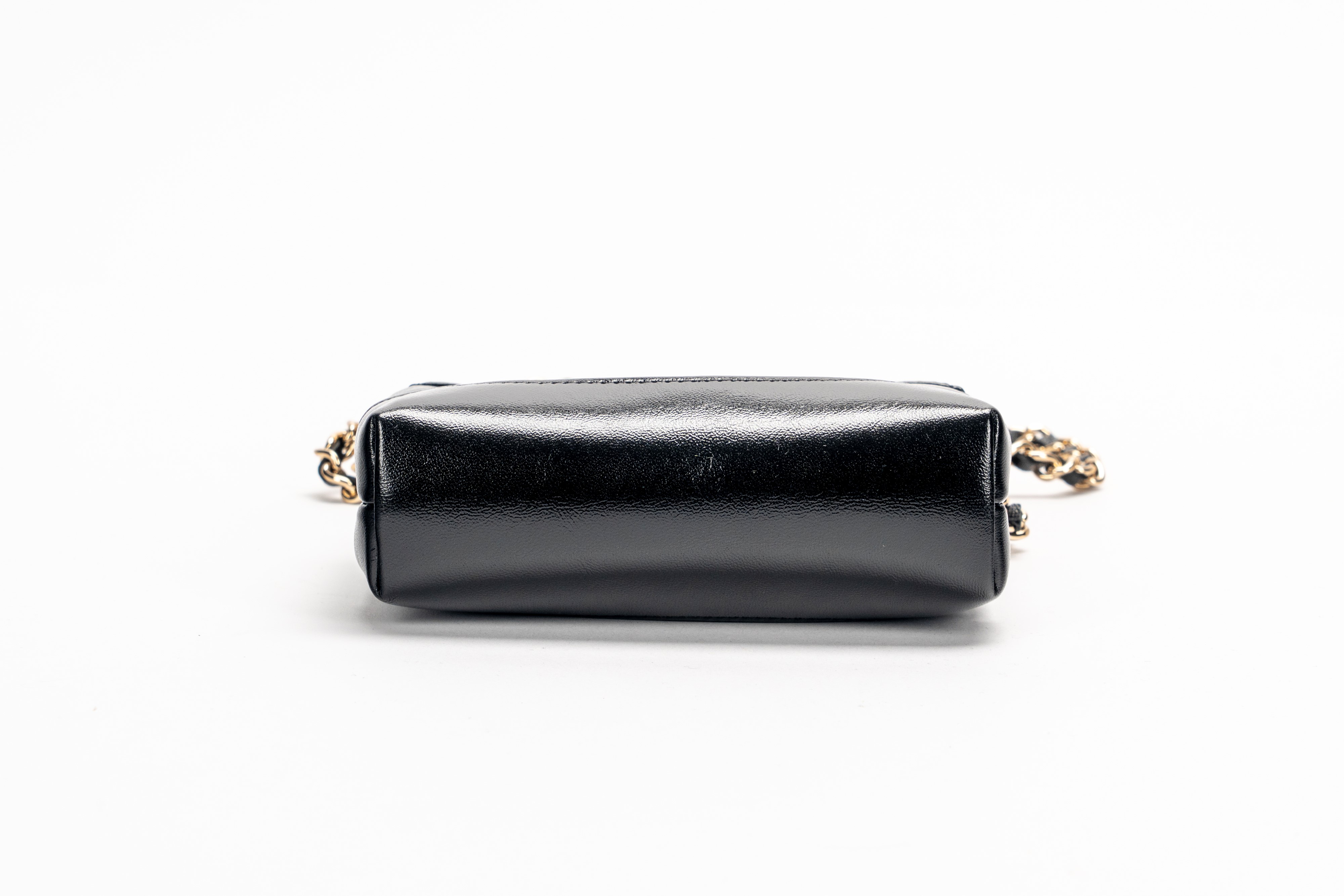 Chanel - Mini borsa in pelle matelassé nera con tracolla a catena