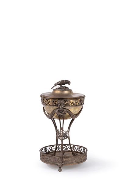 Coppa Impero, argento, Parigi 1798-1809, con mascheroni e scultura di pappagallo