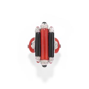 Anello con corallo e onice