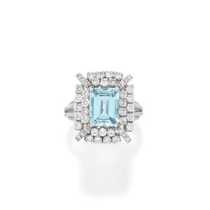 Anello con acquamarina 