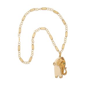 Elephant pendant necklace
