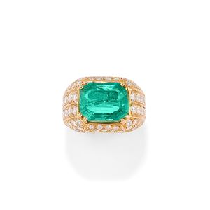 Emerald ring