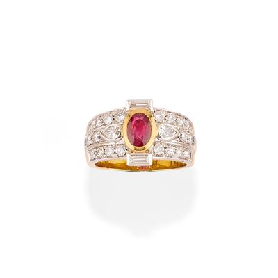 Anello con Rubino
