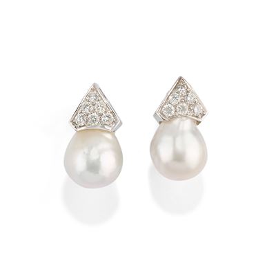 Orecchini con perle barocche in oro bianco 18k e diamanti