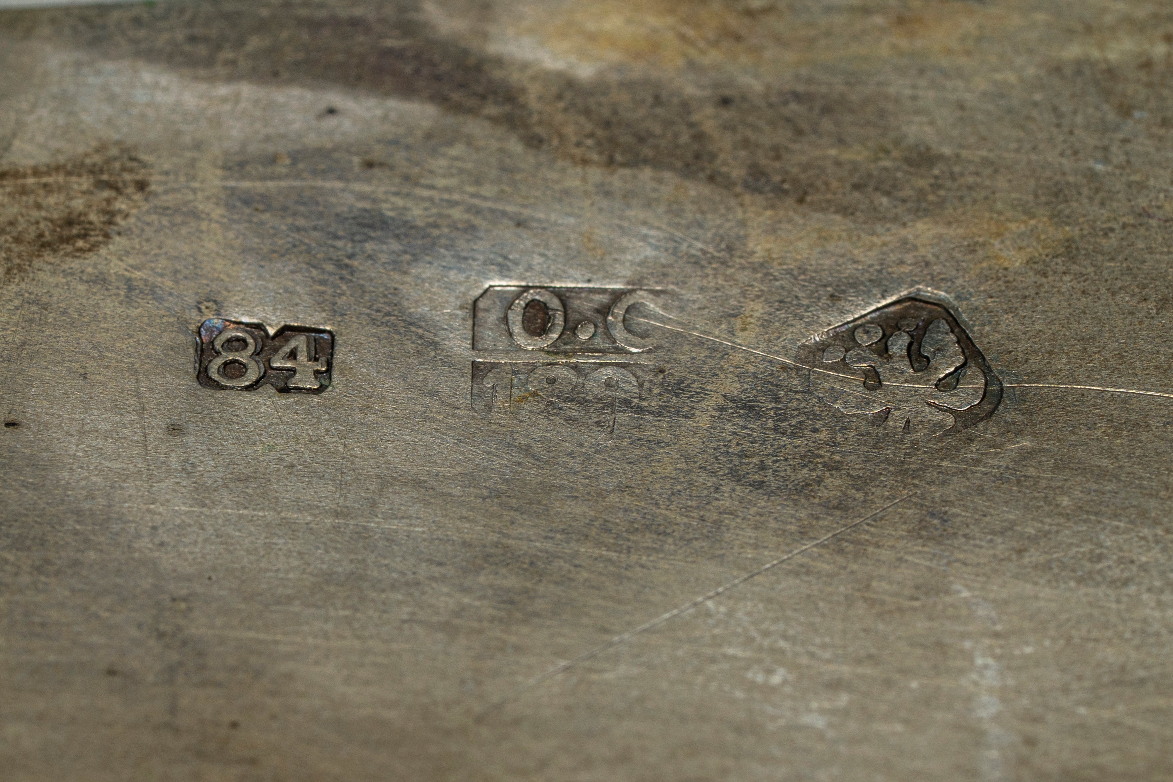 Scatola in argento e smalti turchese con le Tavole della Legge, Russia, fine XIX secolo