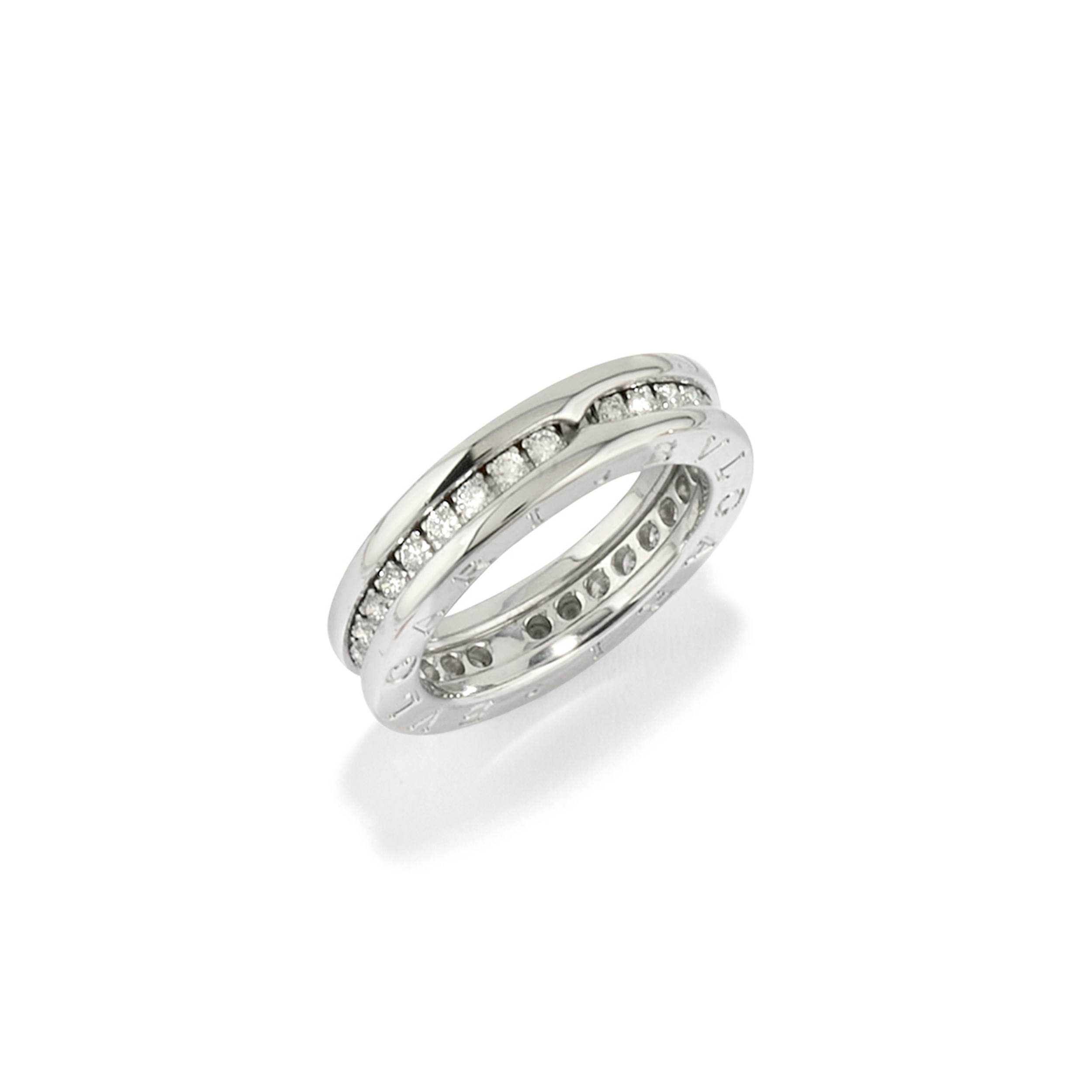 Bulgari - Anello Collezione Bzero1, oro bianco 18k con pavé di diamanti