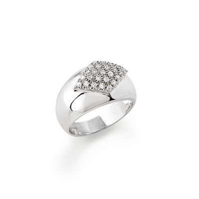 Anello in oro bianco 18k con diamanti taglio huit-huit