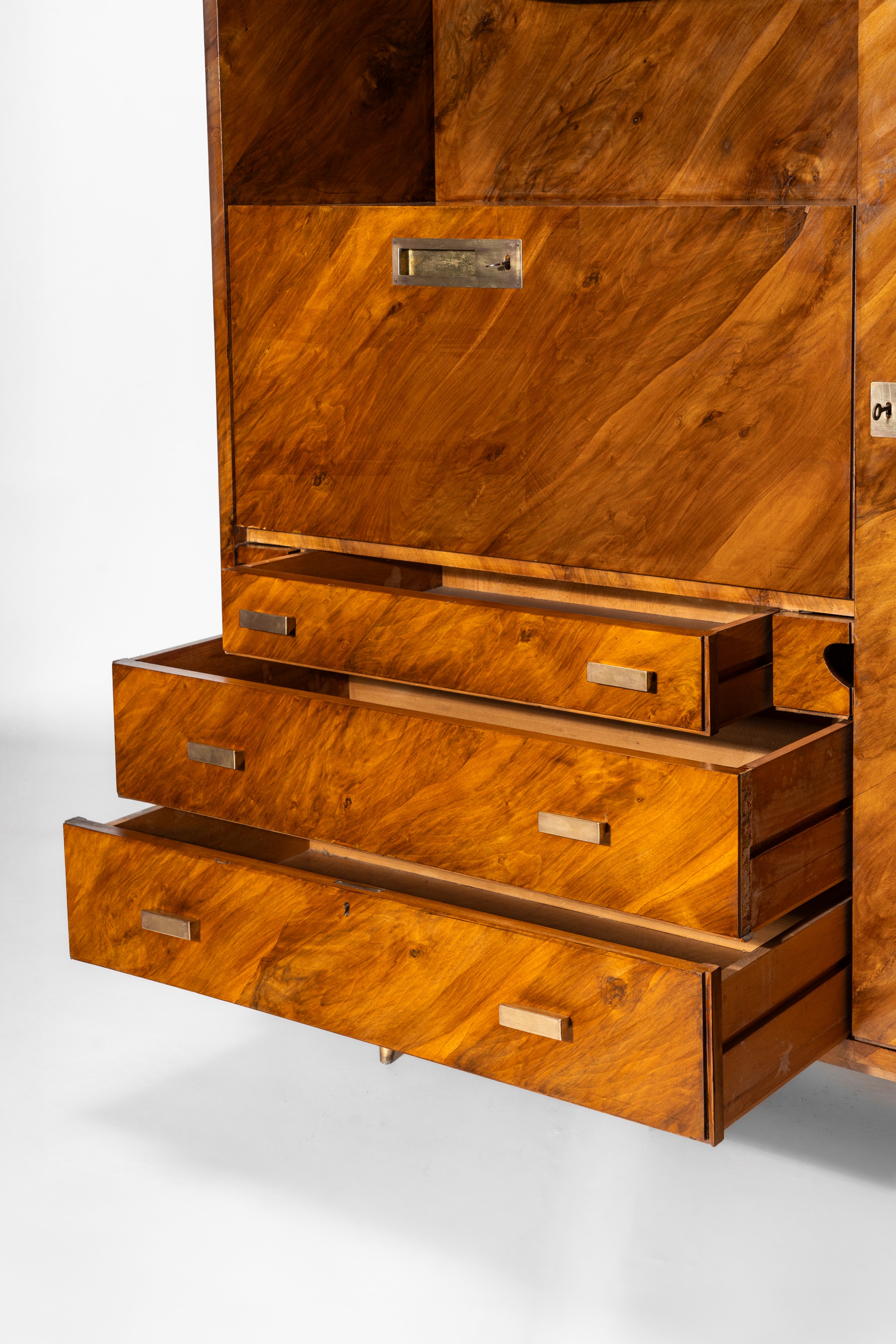 Armadio secrétaire, special commission