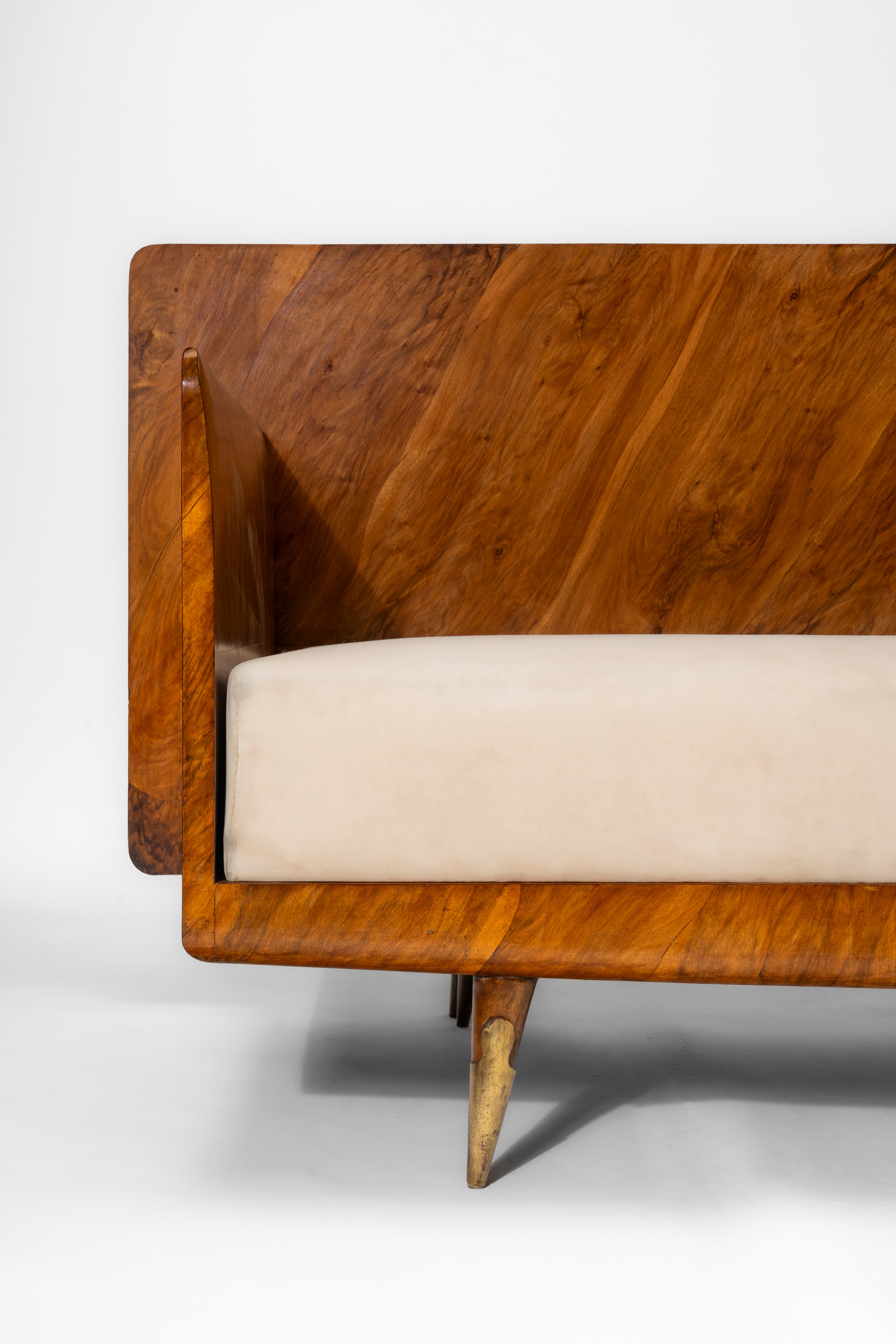 Daybed, special commission