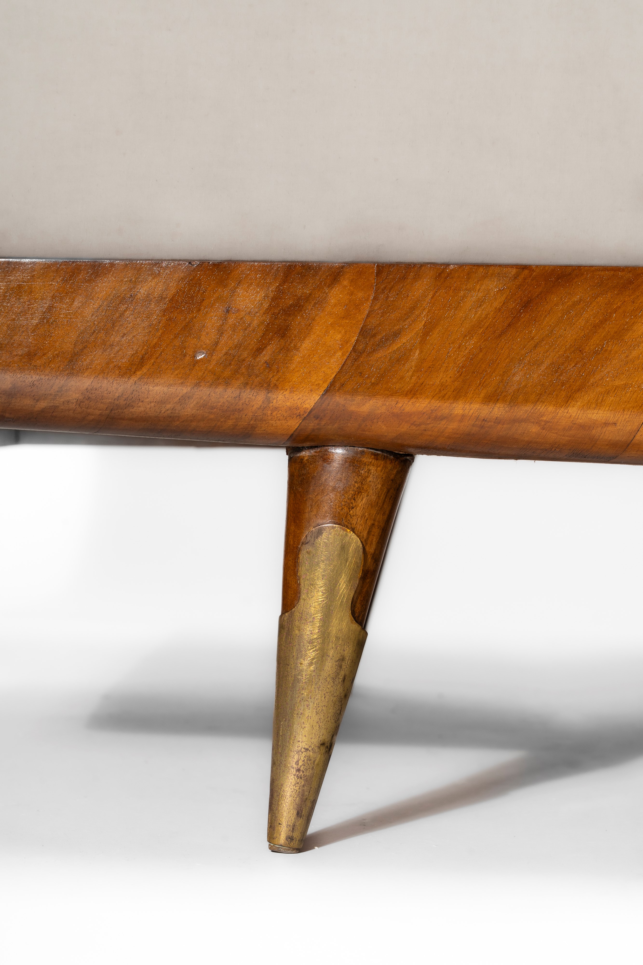 Daybed, special commission