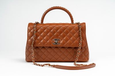 Borsa Coco Handle, pelle caviar matelassé color nocciola, 2023