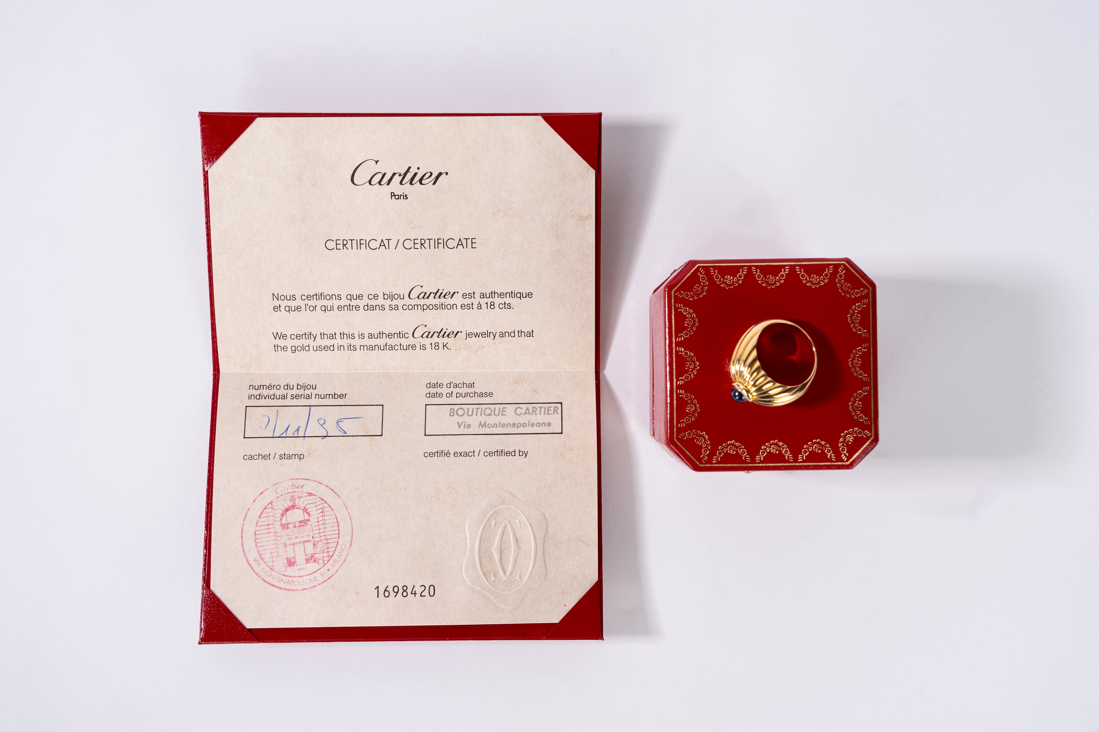 Cartier - Anello con zaffiro in oro giallo 18k