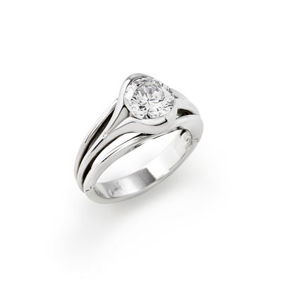 Anello in oro bianco 18k con pietra incolore a taglio brillante
