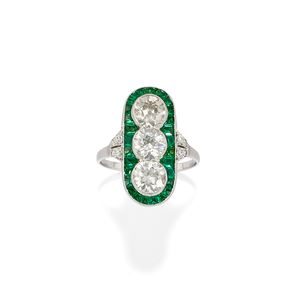 Anello con diamanti e smeraldi