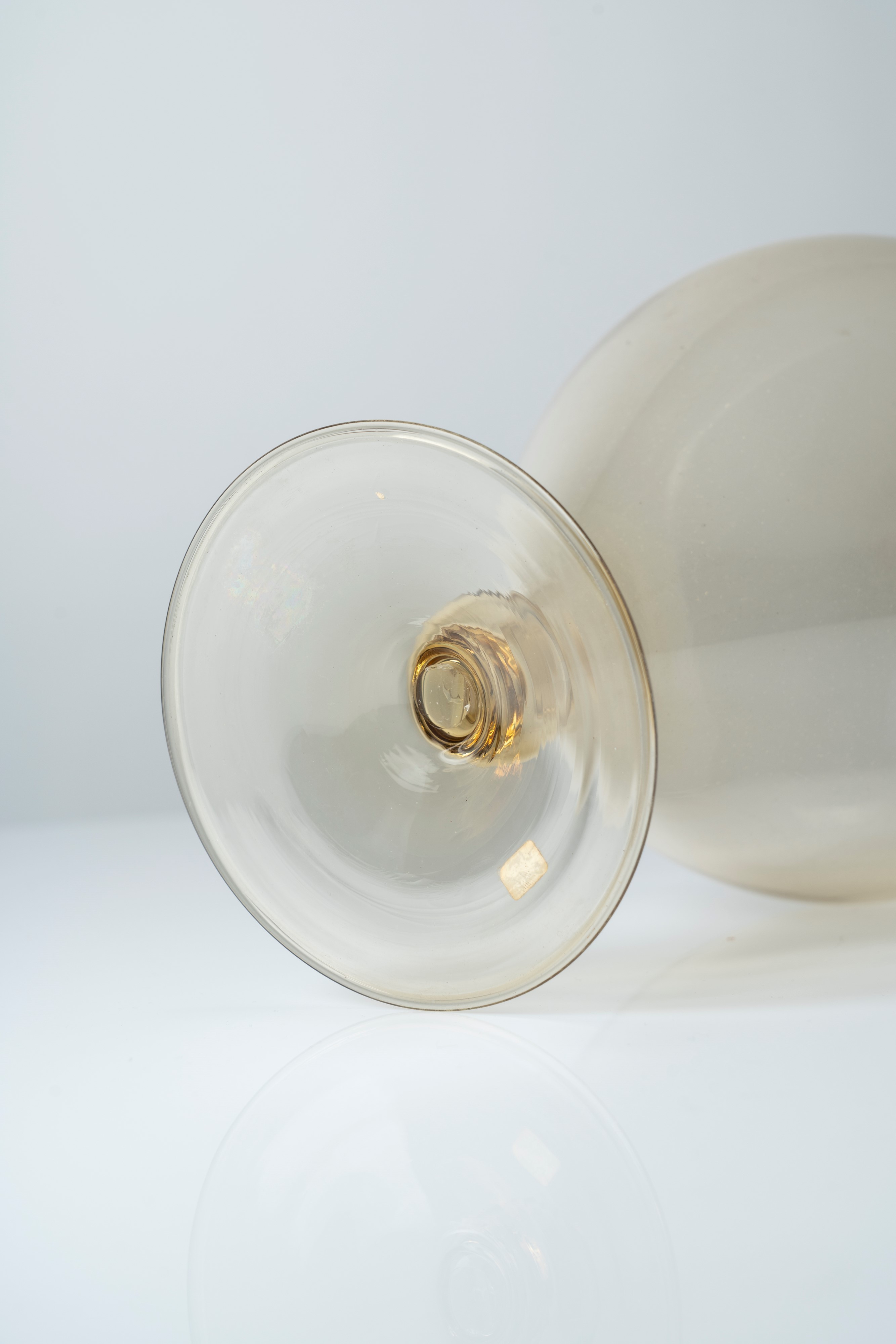 Vaso modello no. 5184 M.V.M. and 1633 C.V.