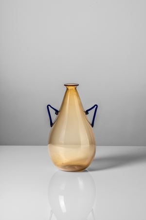 Vaso in vetro pagliesco con anse applicate