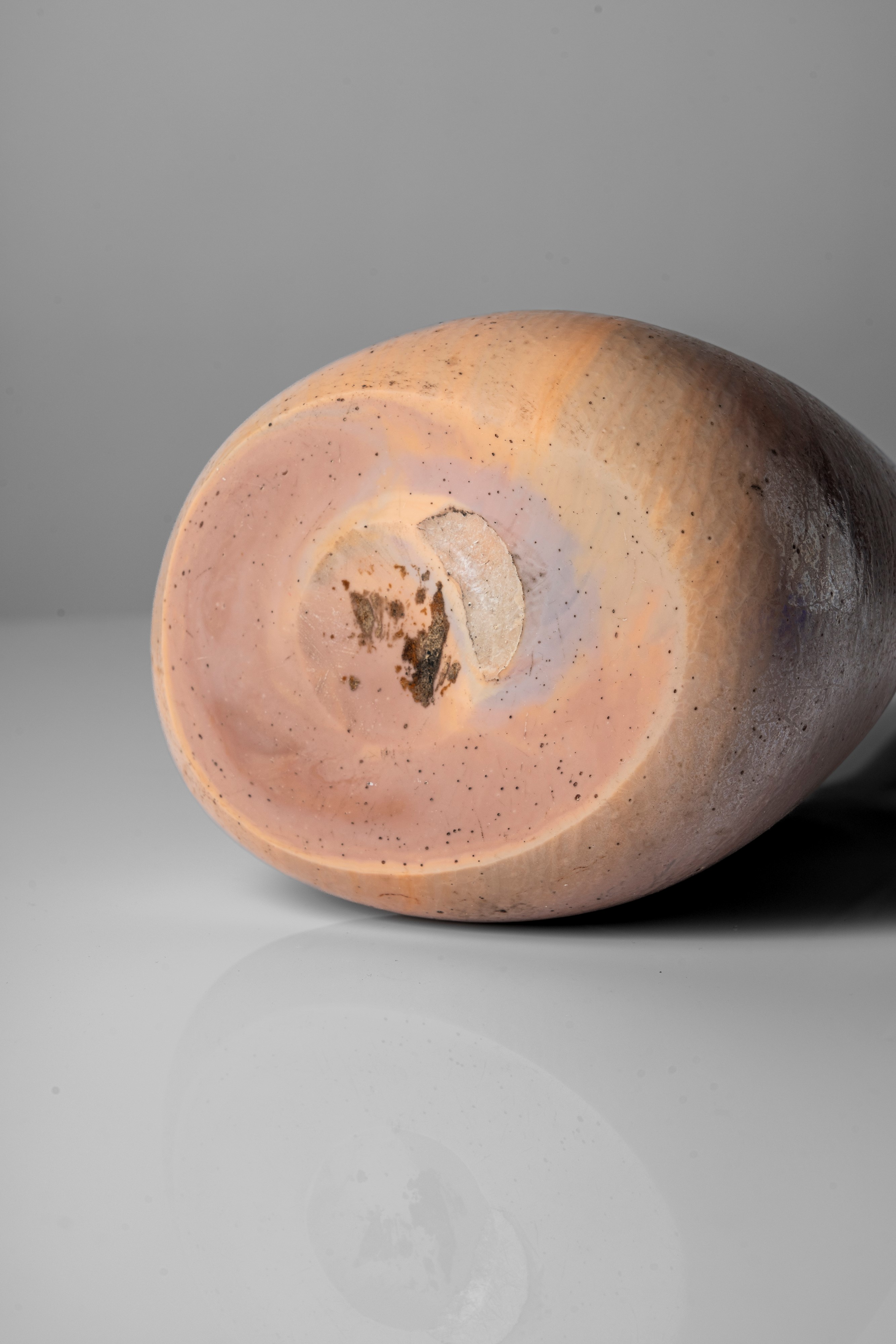 Coppia di rari vasi in pasta di vetro