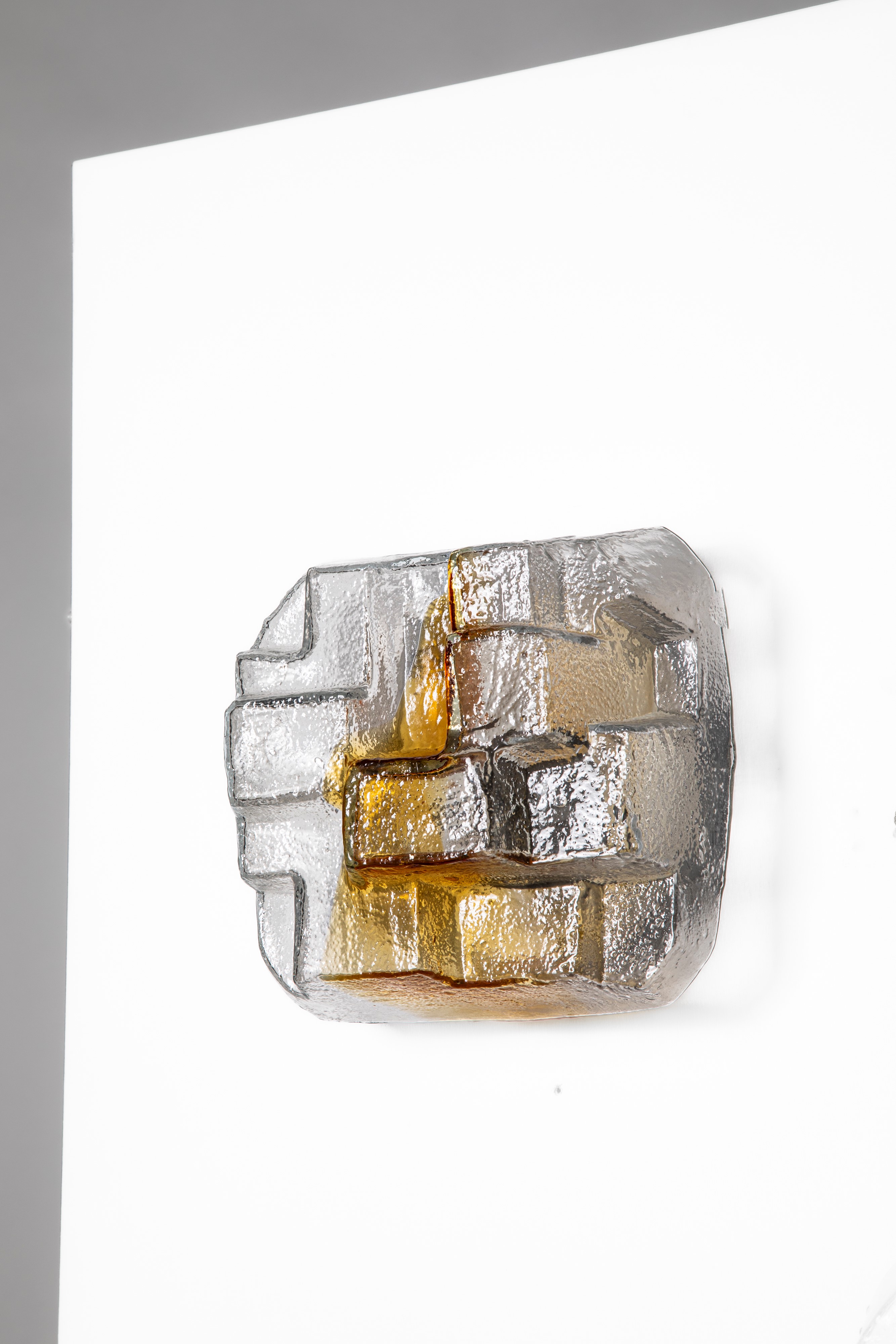 Coppia di lampade da parete modello 'Cubo'