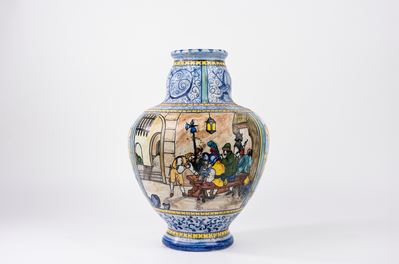 Monastero Roma, Vaso in maiolica istoriata