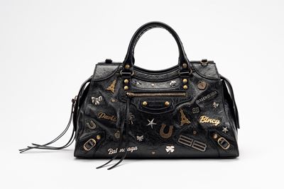 Borsa Neo-classica City in pelle nera con applicazioni in metallo bicolore