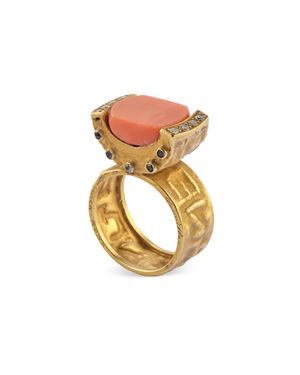 Ring with coral, diamonds and sapphires