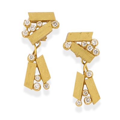 Orecchini in oro giallo 18k con diamanti, 1964