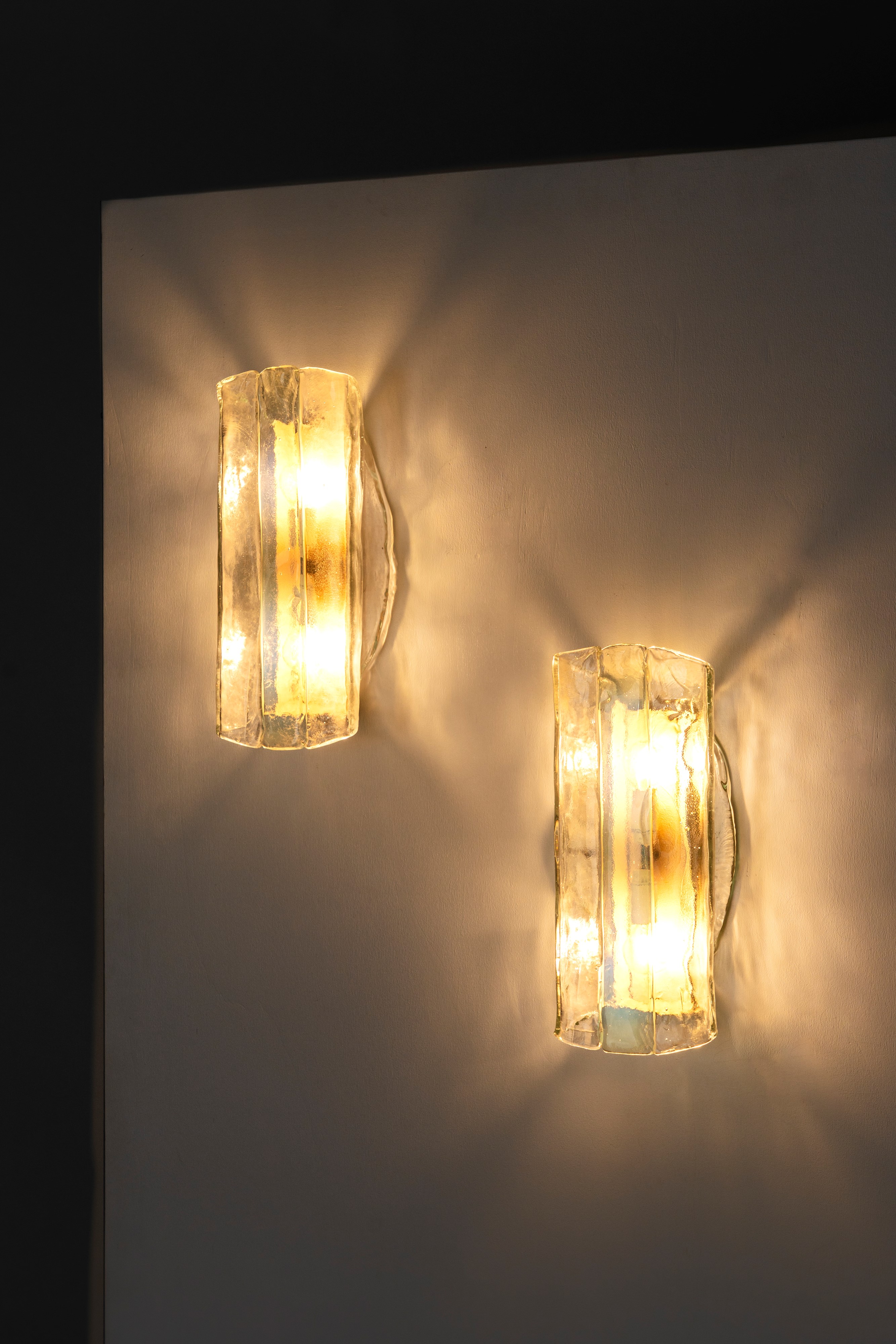 Coppia di lampade da parete