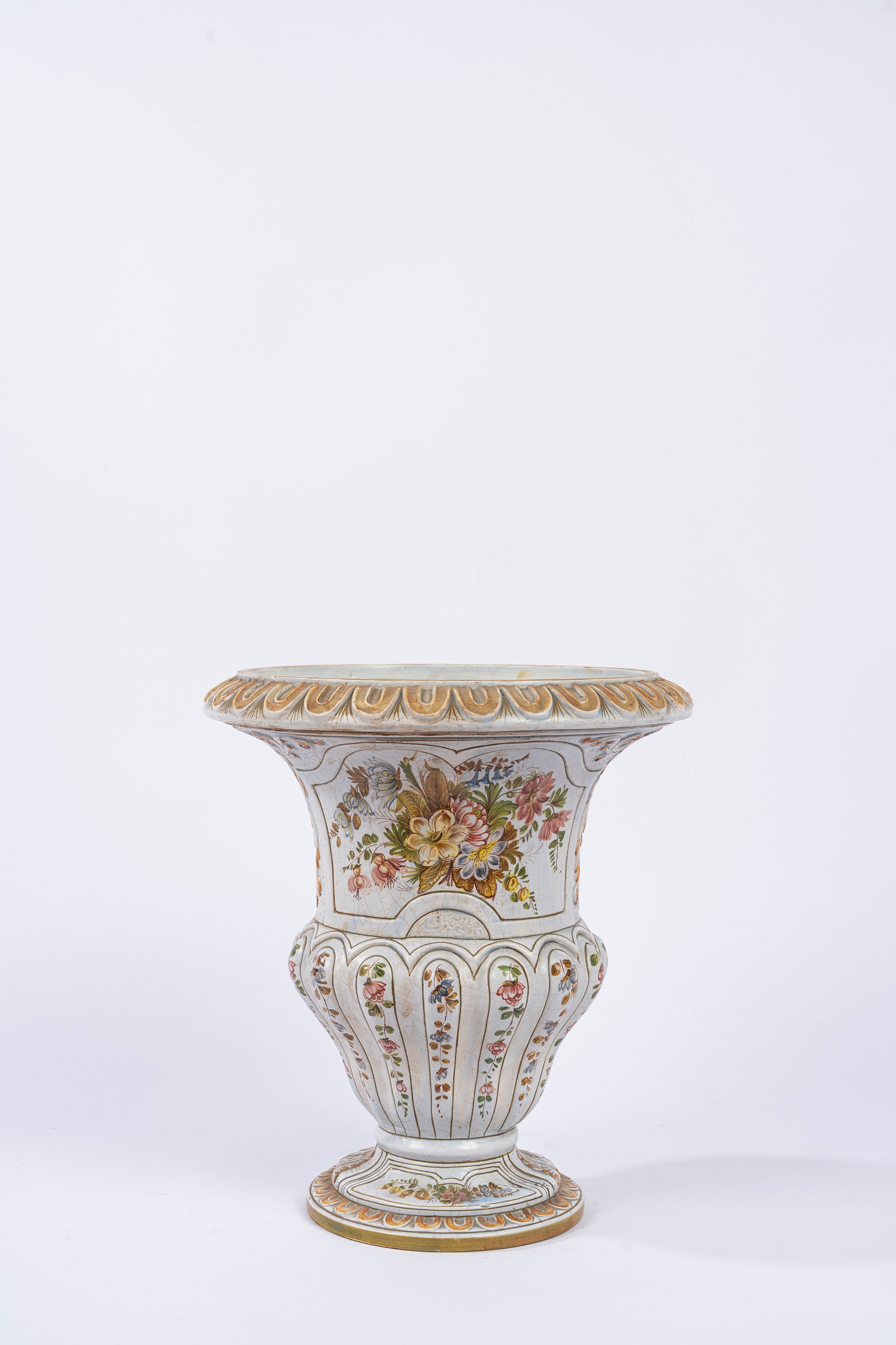 Vaso in ceramica policroma, decorazione floreale