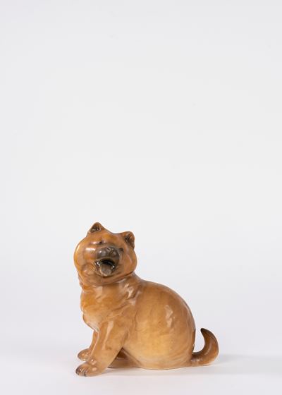 Cane Chow Chow, scultura in ceramica policroma