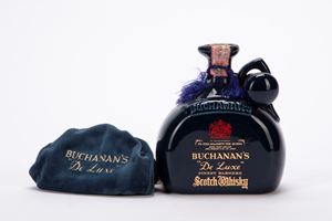 Scotch Whisky Distillers James Buchanan & Co. by appointment to her Majesty the Queen