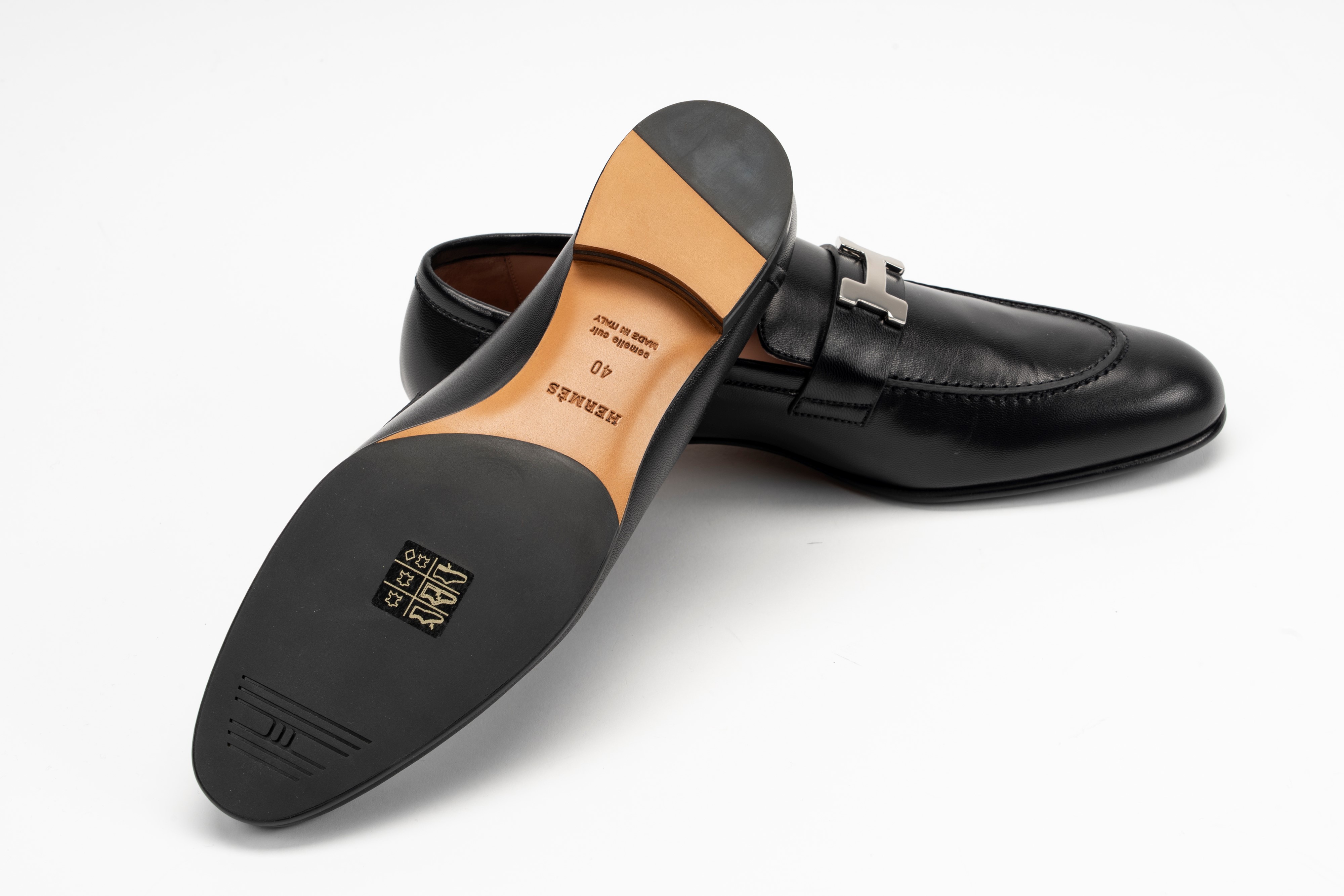 Hermès - Mocassino Paris, in pelle nera con fibbia in metallo, misura 40