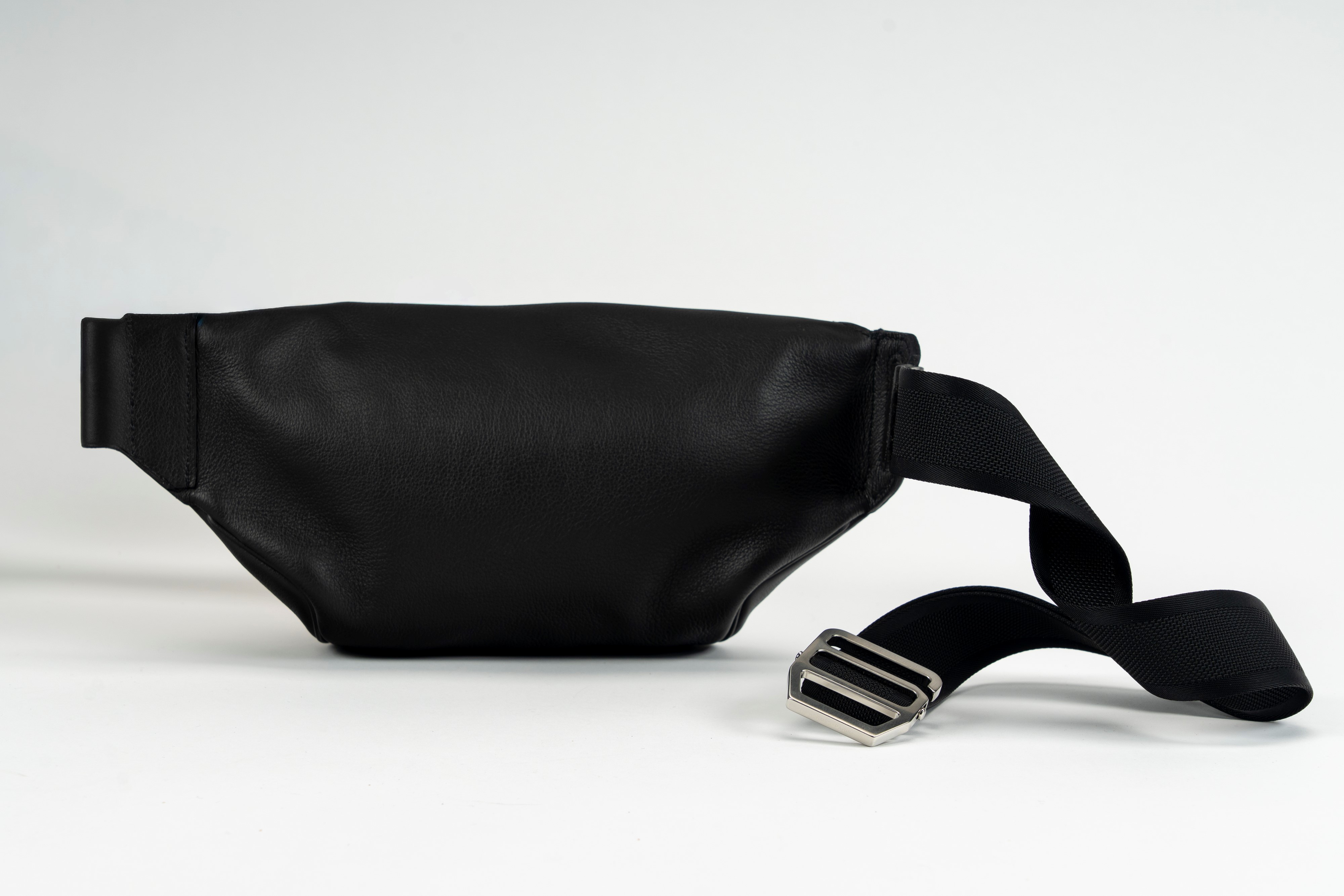 Hermès - Marsupio in pelle nera con chiusura a zip e dettagli in palladio, 2017