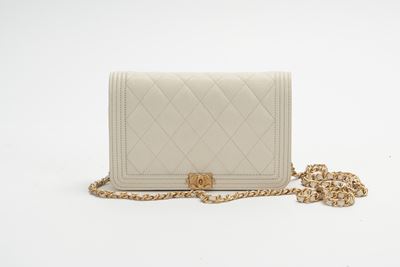 Borsa Boy Wallet on Chain, pelle caviar color panna, 2018