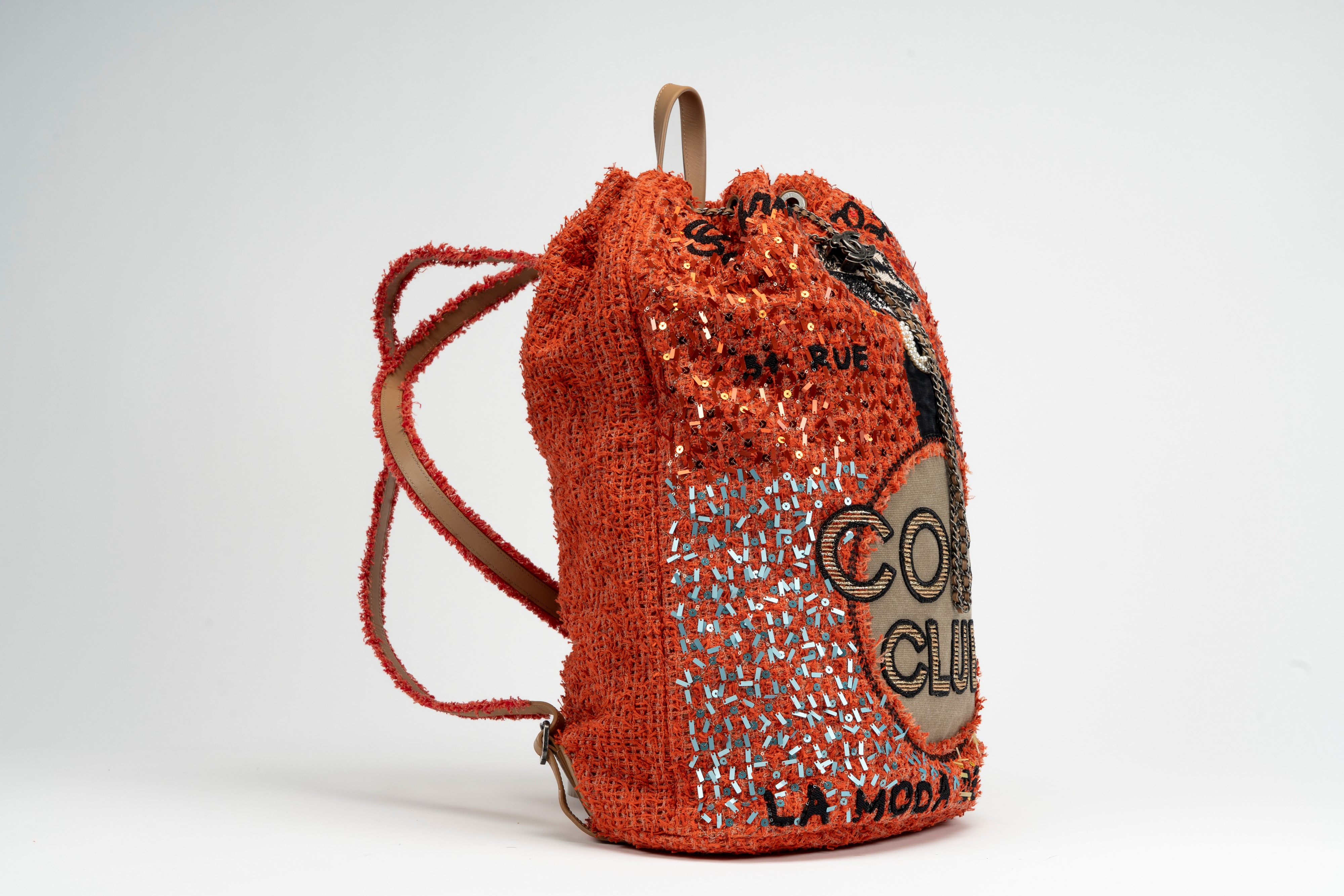 Chanel - Zaino COCOCLUB, in tweed arancione con applicazioni in pelle e paillettes, edizione limi...